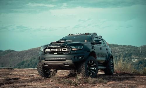 Ford Endeavour - Black Rhino Pinatubo - truck velgen