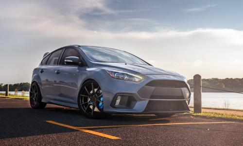 Ford Focus RS - TSW Chrono - rotary forged 19 inch velgen