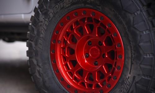 Jeep Gladiator velgen - Black Rhin Primm - Candy Red concave
