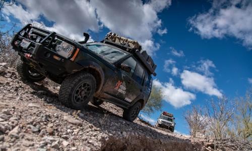 Land Rover LR3 - Black Rhino Overland